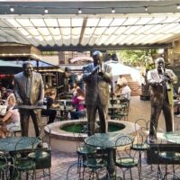 Musical Legends Park im French Quarter New Orleans, Louisiana<br>
Das French Quarter gilt als die Wiege des Jazz - der Park erinnert an die Legenden dieser Musik Musical Legends Park im French Quarter New Orleans, Louisiana