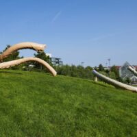 "Privileged Points" von Nairy Baghramian