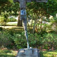 "Standing Man with Outstretched Arm" von Stephen De Staebler