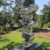 "Runner" von Tony Cragg