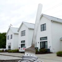 "Stile di Famiglia" (The Great Fork) von Jake Balcom in Omaha, Nebraska