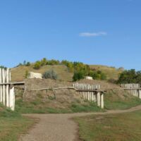 Earth Lodges im Fort Abraham Lincoln State Park, North Dakota