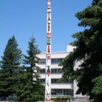 Totempfahl von William Shelton in Olympia, Washington Totempfahl von William Shelton in Olympia, Washington