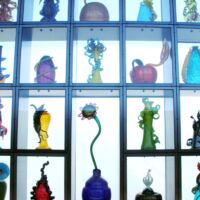 "Venetian Wall" von Dale Chihuly auf der Chihuly Bridge of Glass in Tacoma, Washington