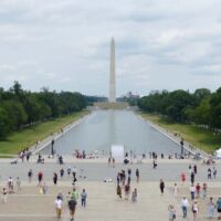 Washington Monument und Lincoln Memorial Reflecting Pool Washington D.C.