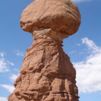 Arches National Park, Utah<br>
Balancing Rock Arches National Park, Utah