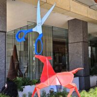 "Balancing Act" von Kevin Box am St. Regis Hotel in San Francisco, California