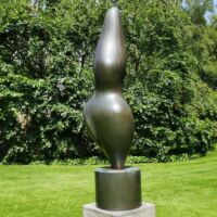 "Vénus de Meudon" von Jean Arp