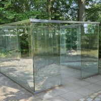 "Square Bisected by Curve" von Dan Graham