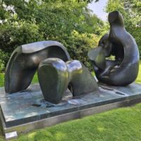"Three Piece Reclining Figure: Draped" von Henry Moore