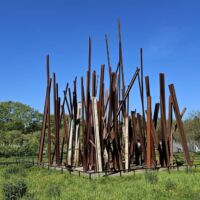 "Beam Drop" von Chris Burden