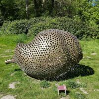 "Envelope" von Tony Cragg