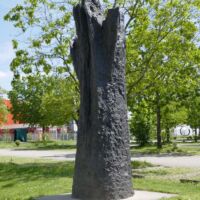 "Figura Ultima" von Magdalena Abakanowicz